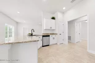 837 Tarr Ave SW, Palm Bay, FL 32908 - Photo 6
