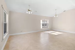 4811 Decatur Cir, Melbourne, FL 32934 - Photo 10