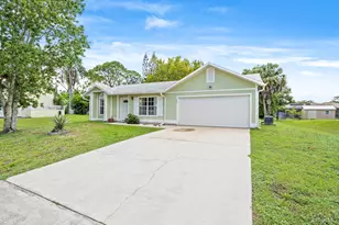 660 Weaver Rd SW, Palm Bay, FL 32908 - Photo 2