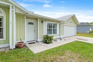660 Weaver Rd SW, Palm Bay, FL 32908 - Photo 4