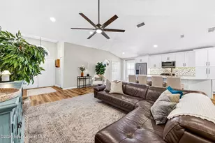 1716 Vista Lake Cir, Melbourne, FL 32904 - Photo 8