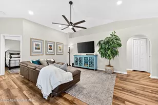 1716 Vista Lake Cir, Melbourne, FL 32904 - Photo 6