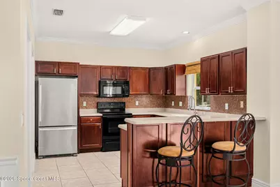 622 Cedar Side Circle NE, Palm Bay, FL 32905 - Photo 2