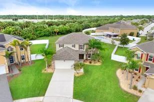 2784 Snapdragon Dr NW, Palm Bay, FL 32907 - Photo 2