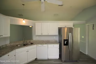 220 Tipton Road SW, Palm Bay, FL 32908 - Photo 4