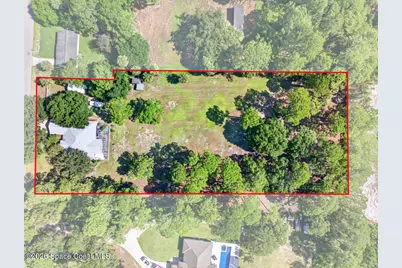 199 Greenbrier Avenue NW, Palm Bay, FL 32907 - Photo 2