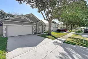 4855 Erin Ln, Melbourne, FL 32940 - Photo 2