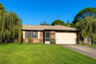 1618 NW Givens Ct NW, Palm Bay, FL 32907 - Photo 1