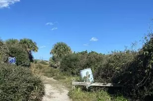 6201 Treetop Dr, Melbourne Beach, FL 32951 - Photo 2