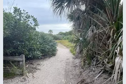 6201 Treetop Drive, Melbourne Beach, FL 32951 - Photo 16