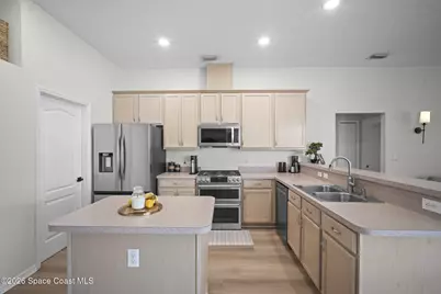 1822 Surrey Court, Rockledge, FL 32955 - Photo 16