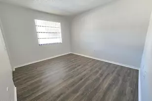 1037 Ellen Ct, Melbourne, FL 32935 - Photo 10