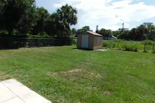 9896 Pine St, Sebastian, FL 32976 - Photo 14