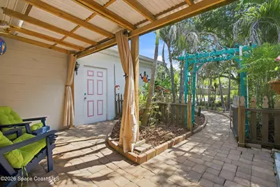 2202 Hyde Parkway, Melbourne, FL 32901 - Photo 32
