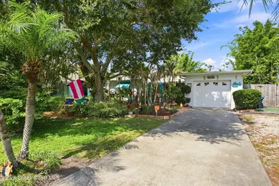 2202 Hyde Parkway, Melbourne, FL 32901 - Photo 1