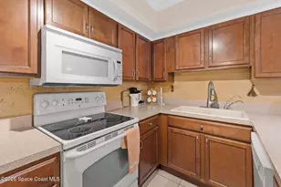411 Hawthorne Ct, Indian Harbour Beach, FL 32937 - Photo 14