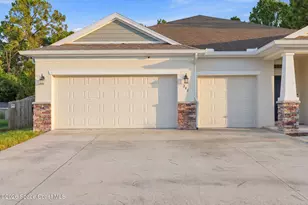 242 Heritage St SW, Palm Bay, FL 32908 - Photo 6