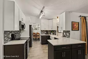 726 Donau Ave NW, Palm Bay, FL 32907 - Photo 10