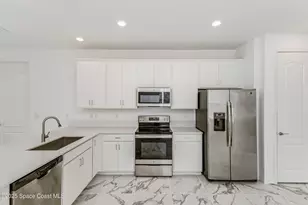 2490 Treasure Cay Ln, Melbourne, FL 32940 - Photo 6