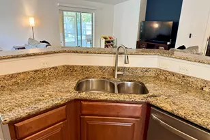 3850 Aria Dr, Melbourne, FL 32904 - Photo 10