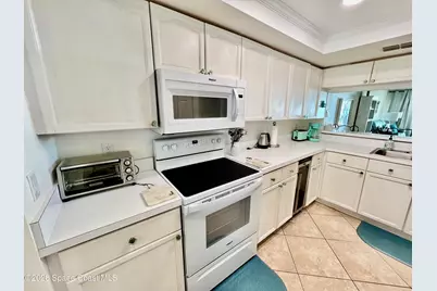 555 Harrison Avenue #405, Cape Canaveral, FL 32920 - Photo 10
