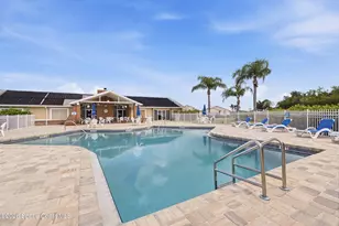 910 Cross Lake Dr, Melbourne, FL 32901 - Photo 18