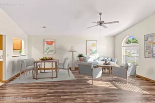 910 Cross Lake Dr, Melbourne, FL 32901 - Photo 4