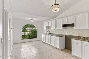 380 Emerson Dr NW, Palm Bay, FL 32907 - Photo 16