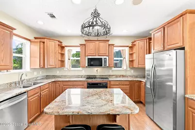 272 Corona Avenue, Cocoa Beach, FL 32931 - Photo 16