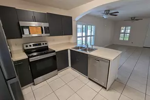 745 Luminary Cir, Melbourne, FL 32901 - Photo 4