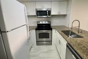 1080 June Dr, Melbourne, FL 32935 - Photo 4