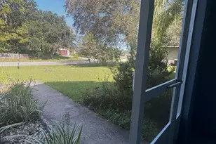 615 7 Gables Cir SE, Palm Bay, FL 32909 - Photo 2