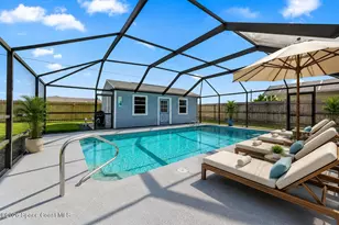 960 Fairhaven St NE, Palm Bay, FL 32907 - Photo 2
