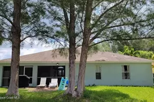 112 SW 34th Pl, Cape Coral, FL 33993 - Photo 4