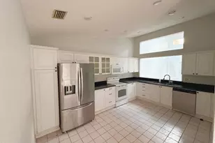 607 Brookwood Pl, Melbourne, FL 32940 - Photo 2
