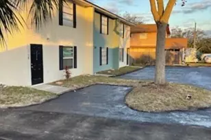2254 W New Haven Ave, West Melbourne, FL 32904 - Photo 1