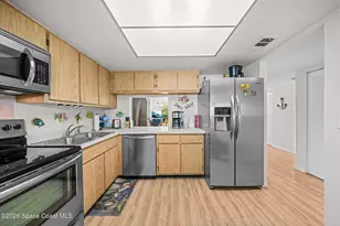 2975 Thrush Dr, Melbourne, FL 32935 - Photo 10