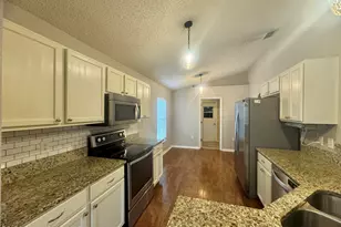 4726 Four Lakes Dr, Melbourne, FL 32940 - Photo 4