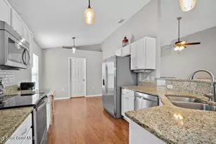 4726 Four Lakes Dr, Melbourne, FL 32940 - Photo 2
