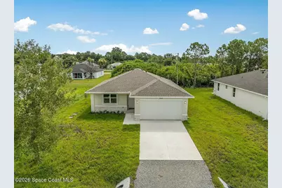 8526 102nd Court, Vero Beach, FL 32967 - Photo 2