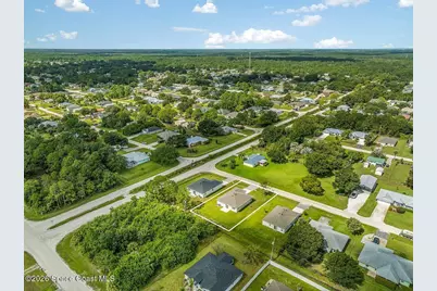 8526 102nd Court, Vero Beach, FL 32967 - Photo 40