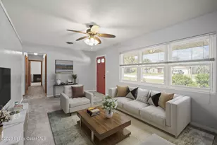 2414 Greenway Dr, Melbourne, FL 32901 - Photo 4