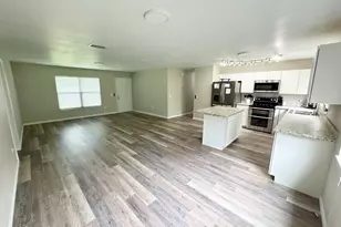 1259 Cambo Ct NE, Palm Bay, FL 32905 - Photo 4