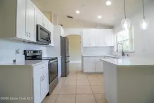 671 San Filippo Dr SE, Palm Bay, FL 32909 - Photo 4