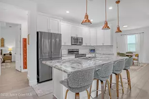 950 Tahiti Ave SE, Palm Bay, FL 32909 - Photo 10