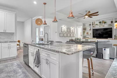 950 Tahiti Avenue SE, Palm Bay, FL 32909 - Photo 12
