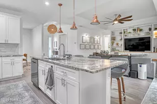 950 Tahiti Ave SE, Palm Bay, FL 32909 - Photo 12