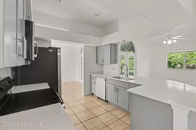 926 Pine Walk Court NE, Palm Bay, FL 32905 - Photo 12