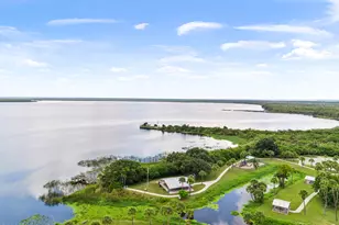 5215 Pina Vista Dr, Melbourne, FL 32934 - Photo 2