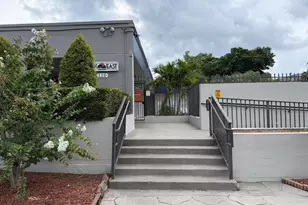 30 NW 87th Ave, Miami, FL 33172 - Photo 16